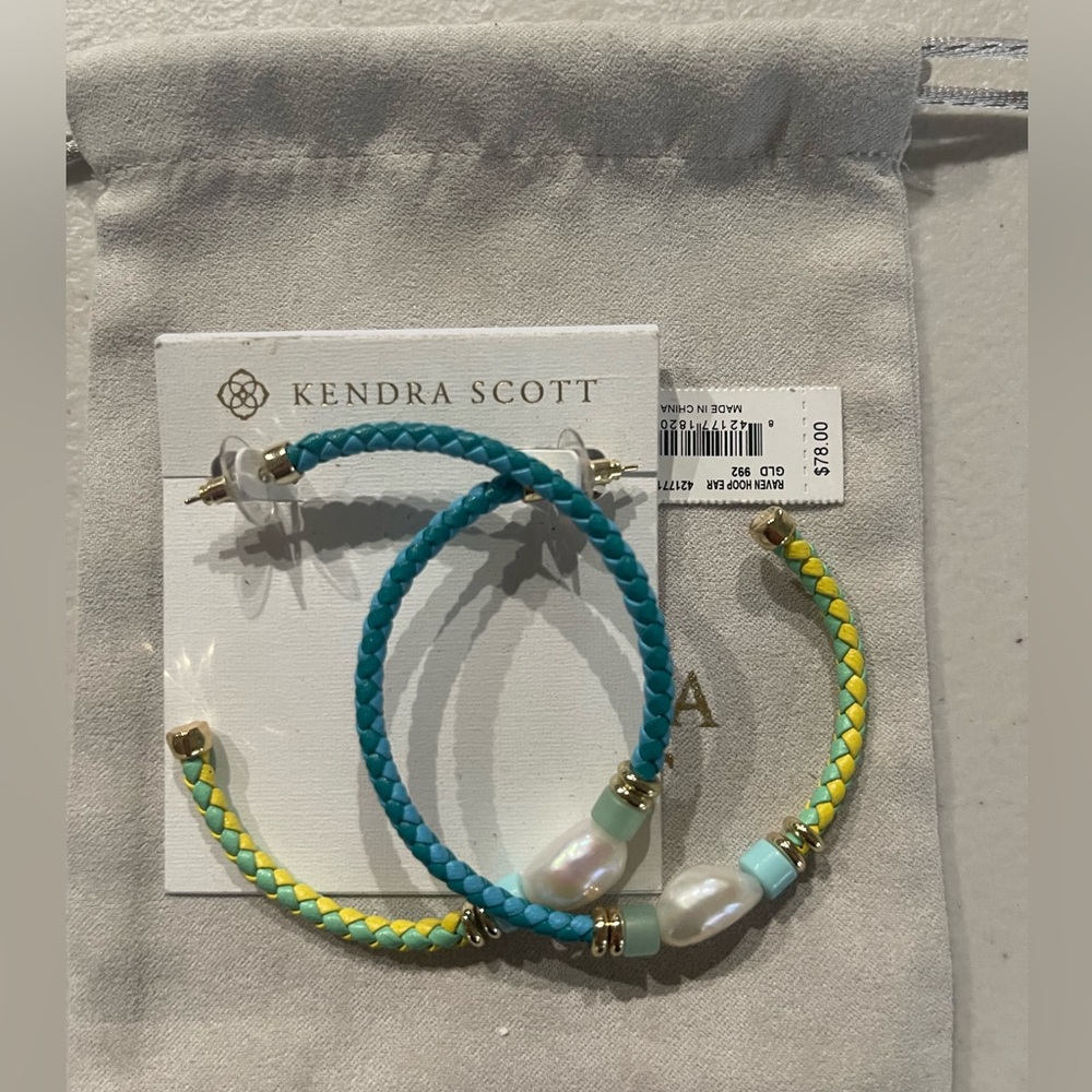 Kendra Scott Raven Hoop Earrings